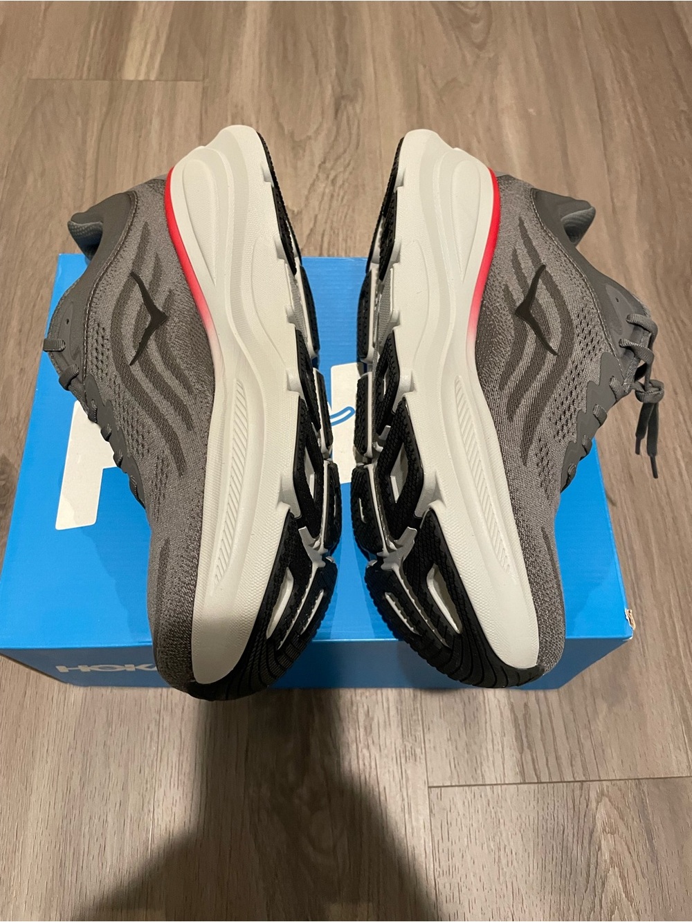 New Men’s Hoka Bondi 9 Running Shoes — Gray — Size 11.5 - Picture 4 of 8